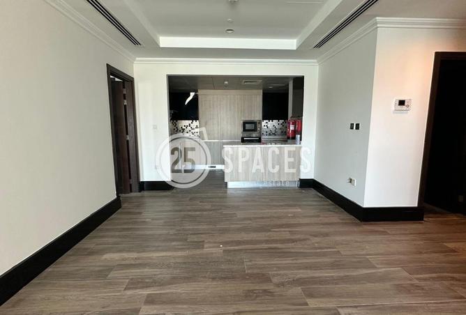 978823 - Property Image 3