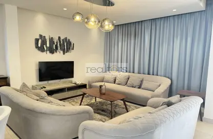 Living Room image for: Compound - 3 Bedrooms - 5 Bathrooms for rent in Bu Hamour Street - Abu Hamour - Doha, Image 1