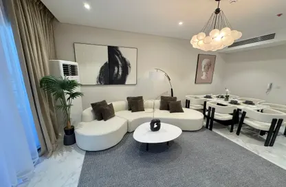 Apartment - 1 Bedroom - 2 Bathrooms for sale in Lusail Residence - Marina District - Lusail