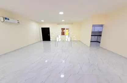 Apartment - 3 Bedrooms - 2 Bathrooms for rent in Rawdat Al Hamama - Al Daayen
