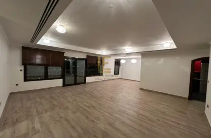 Apartment - 2 Bedrooms - 3 Bathrooms for rent in West Porto Drive - Porto Arabia - The Pearl Island - Doha Apartment - 2 Bedrooms - 3 Bathrooms for rent in West Porto Drive - Porto Arabia - The Pearl Island - Doha