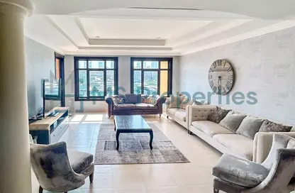 Townhouse - 2 Bedrooms - 3 Bathrooms for rent in West Porto Drive - Porto Arabia - The Pearl Island - Doha