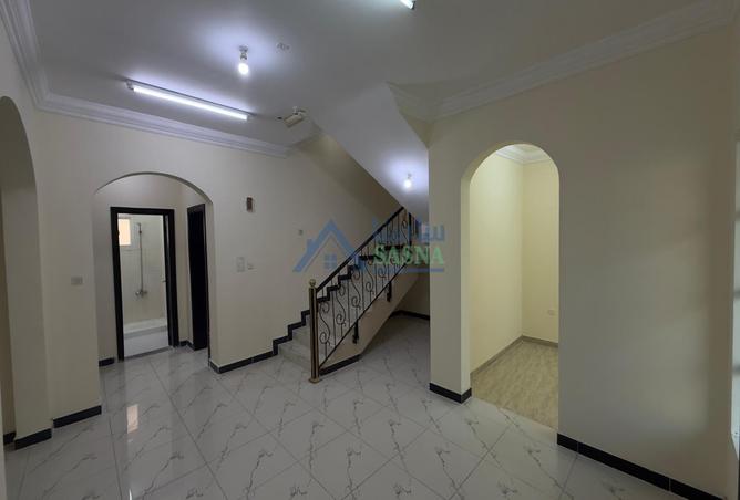937252 - Property Image 2