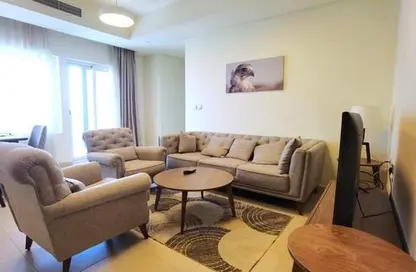 Apartment - 3 Bedrooms - 5 Bathrooms for rent in Marina Tower 23 - Marina District - Lusail