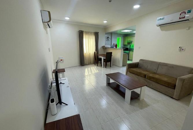 996043 - Property Image 2