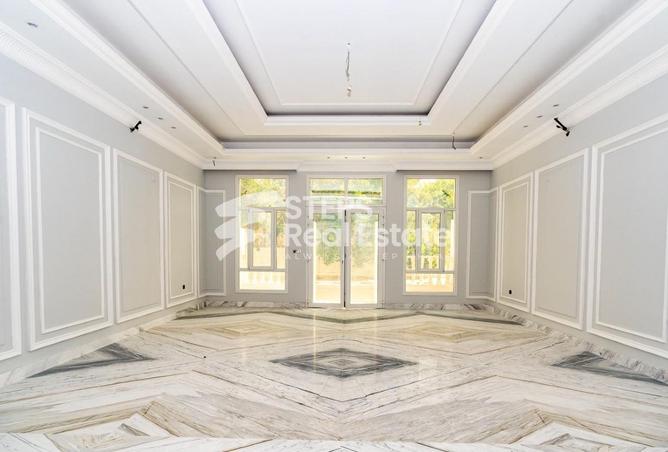 963223 - Property Image 3