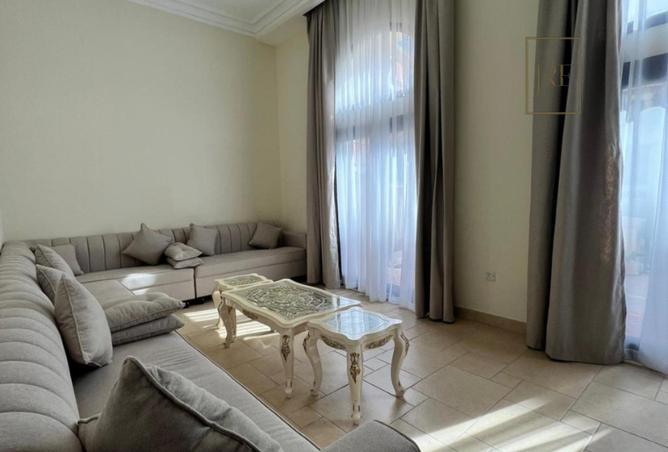 944276 - Property Image 3