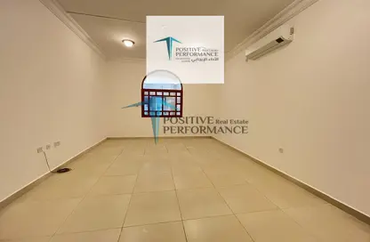Apartment - 3 Bedrooms - 3 Bathrooms for rent in Madinat Khalifa South - Madinat Khalifa - Doha