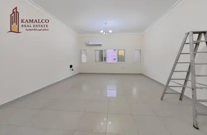 Apartment - 2 Bedrooms - 2 Bathrooms for rent in Muntazah 38 - Al Muntazah - Doha