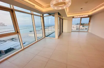 Apartment - 2 Bedrooms - 4 Bathrooms for sale in Gewan Island - The Pearl Island - Doha