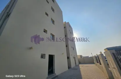 Labor Camp - Studio - 7+ Bathrooms for rent in Industrial Area 5 - Industrial Area - Industrial Area - Doha
