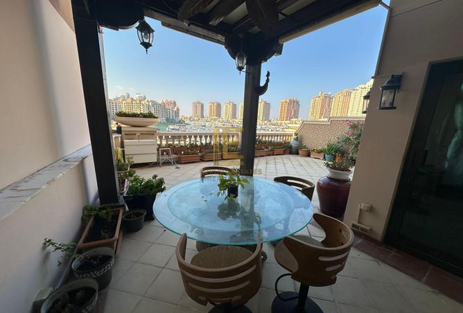 976973 - Property Image 2