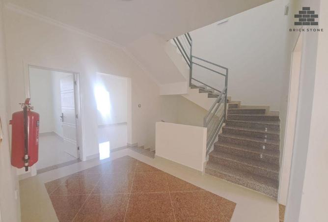 954648 - Property Image 3