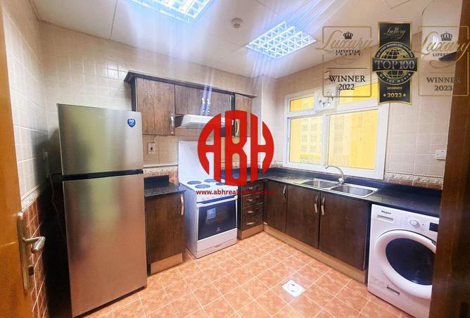 990029 - Property Image 2