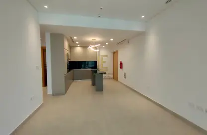 Apartment - 2 Bedrooms - 4 Bathrooms for rent in Floresta Gardens - The Pearl Island - Doha