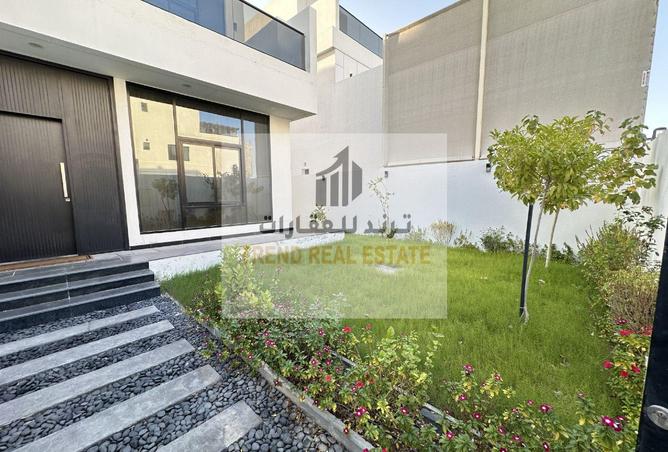 1001755 - Property Image 2