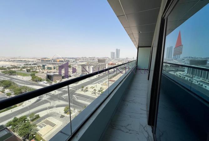 956001 - Property Image 2