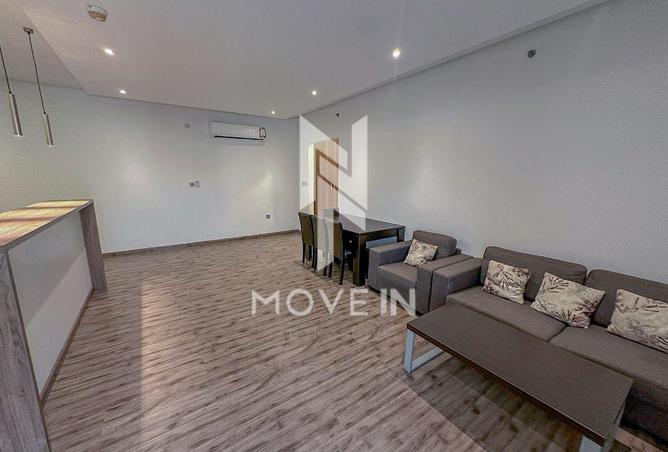 988569 - Property Main Image