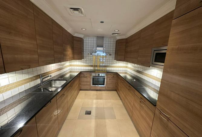 933254 - Property Image 2