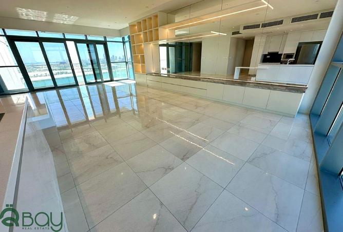 943860 - Property Image 2