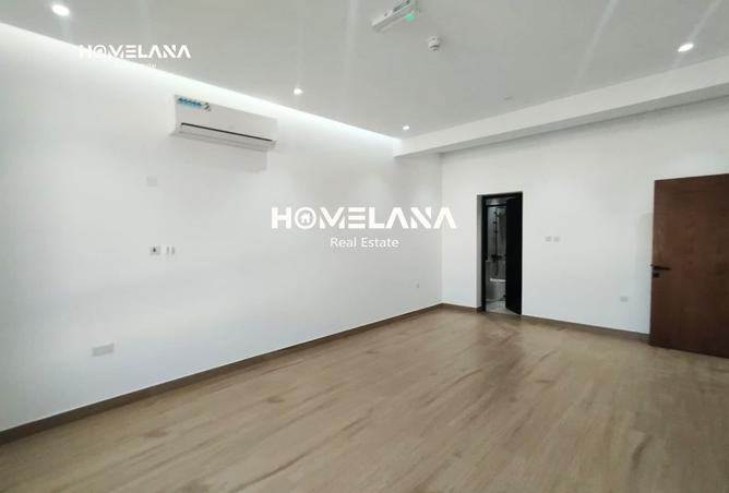 998738 - Property Image 3