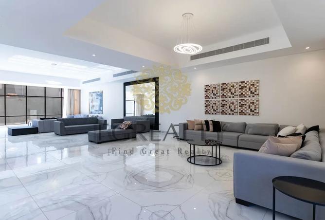 890508 - Property Image 2