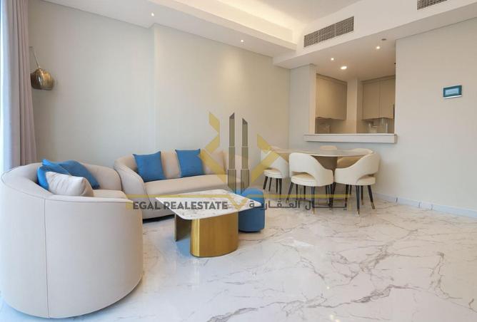 989702 - Property Image 2