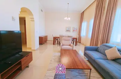 شقة - 2 غرف نوم - 3 حمامات للايجار في برج الربان - الخليج الجنوبي - الخليج الغربي - الدوحة