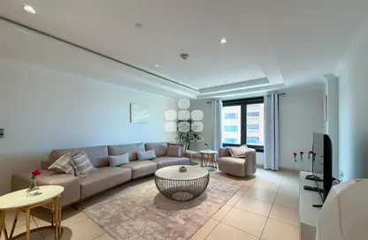 Apartment - 1 Bedroom - 2 Bathrooms for rent in Tower 19 - Porto Arabia - The Pearl Island - Doha
