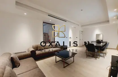 Apartment - 2 Bedrooms - 2 Bathrooms for rent in Al Thani Commercial building - Musheireb - Musheireb - Doha