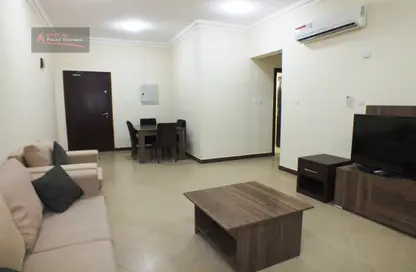 Apartment - 1 Bedroom - 1 Bathroom for rent in Umm Ghuwalina - Umm Ghuwailina - Doha
