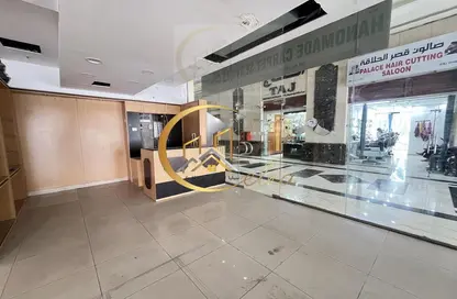 محل تجاري - استوديو - 1 حمام للايجار في برج الخير - شارع الكورنيش - شارع الكورنيش - الدوحة