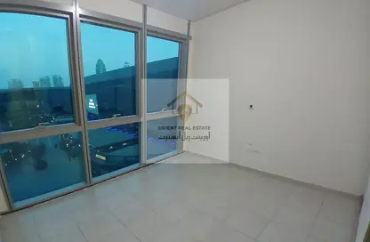 شقة - 2 غرف نوم - 4 حمامات للايجار في برج زجزاج  ب - أبراج زجزاج - الخليج الغربي - الدوحة