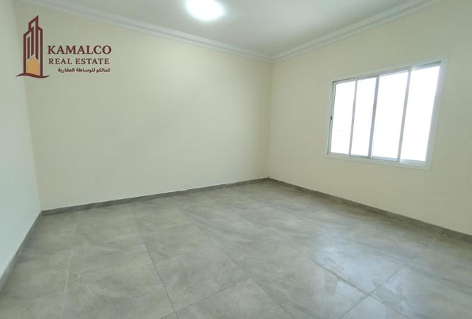 930687 - Property Image 3