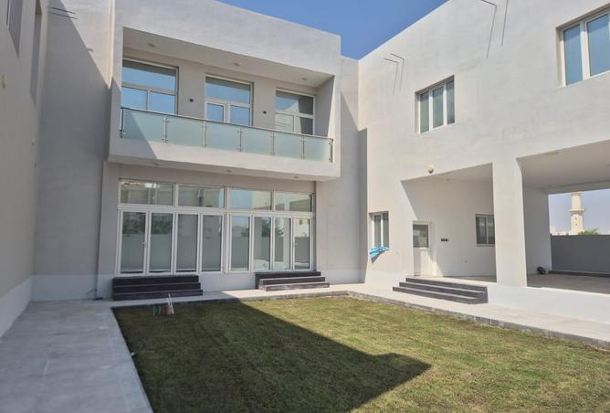 938807 - Property Image 2