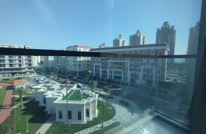 Apartment - 2 Bedrooms - 3 Bathrooms for rent in Pearl Tower - Diplomatic Street - West Bay - Doha