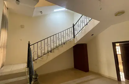 Duplex - 5 Bedrooms - 4 Bathrooms for rent in Al Sakhama - Doha