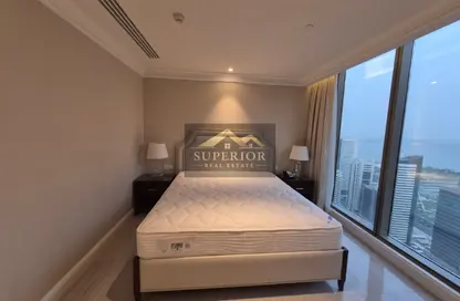 Apartment - 3 Bedrooms - 4 Bathrooms for rent in City Center Towers - West Bay - Doha