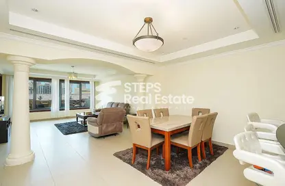Living / Dining Room image for: Townhouse - 2 Bedrooms - 3 Bathrooms for sale in Viva West - Viva Bahriyah - The Pearl Island - Doha, Image 1