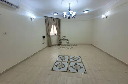 شقة - غرفة نوم - 1 حمام للايجار في شارع حضرموت - دوحة الجديد - الدوحة