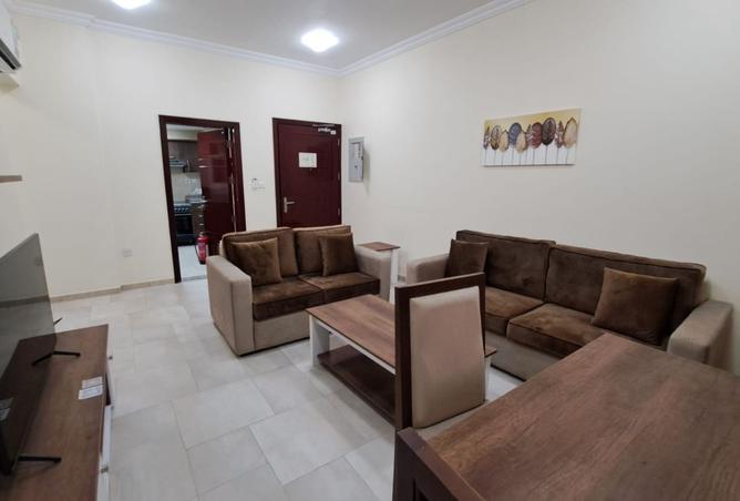 987357 - Property Image 2