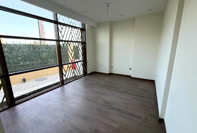 888096 - Property Image 3