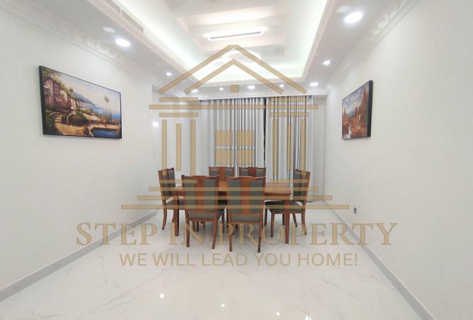 967607 - Property Image 2