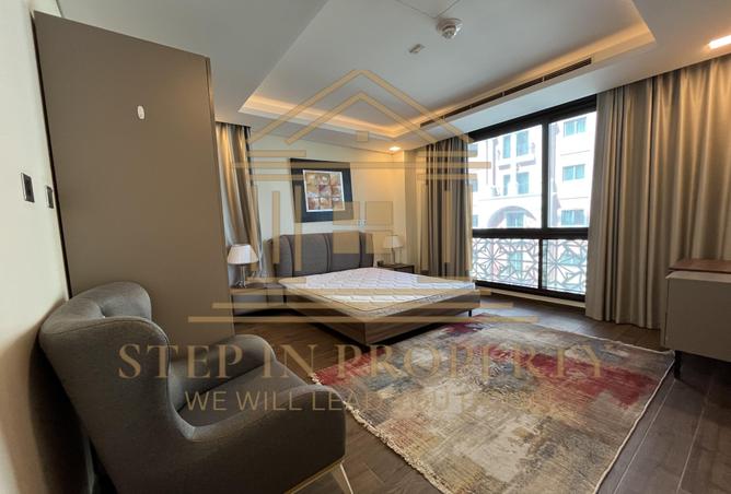 943407 - Property Image 2
