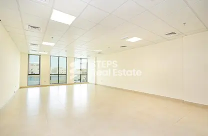 Empty Room image for: Office Space - Studio - 2 Bathrooms for rent in Al Wakra - Al Wakra - Al Wakrah - Al Wakra, Image 1