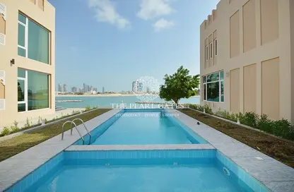 فيلا - 5 غرف نوم - 6 حمامات للايجار في فلل واست باي لاغون - وست باي لاجون - بحيرة وست لاجون - الدوحة