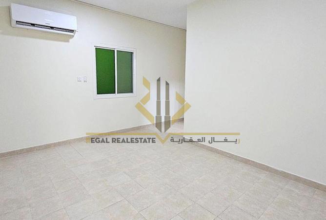 914416 - Property Image 2