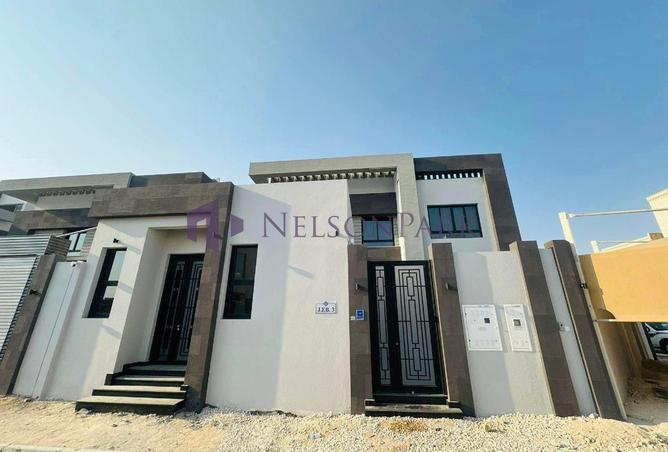 963989 - Property Image 3