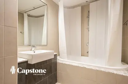 Apartment - 1 Bedroom - 2 Bathrooms for rent in Viva West - Viva Bahriyah - The Pearl Island - Doha