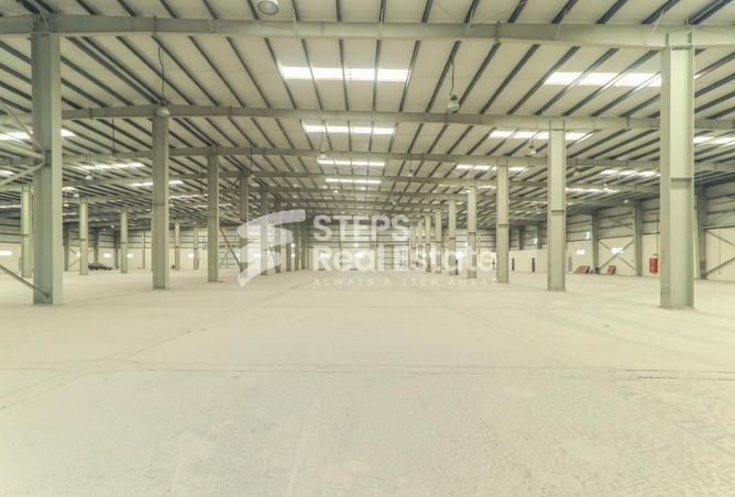 950086 - Property Image 2